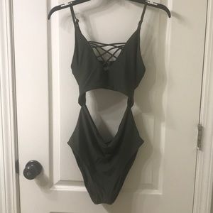 Cupshe Swimsuit size medium
